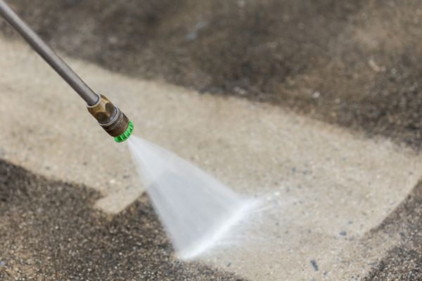 Garage Floor Power Washing in Turlock