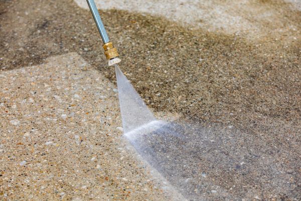 Driveway Pressure Cleaning in Turlock